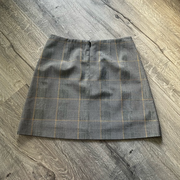 Aritzia Wilfred Mini Skirt - Picture 2 of 2